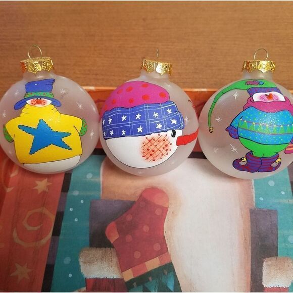 Set of 3  Hand painted 3D snowman ornaments. Aprox 8". - Picture 1 of 8